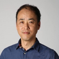 石山　恒貴（いしやま・のぶたか）