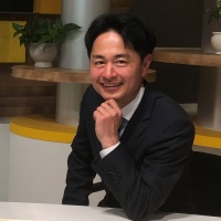 菊原 智明（きくはら・ともあき）
