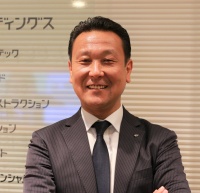 小島貴雄