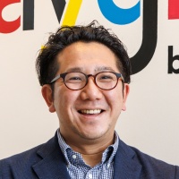 橘 嘉宏（たちばな・よしひろ）