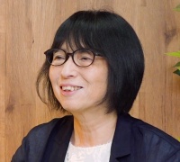 田澤　由利（たざわ・ゆり）