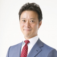 岡本　祥治（おかもと・ながはる）