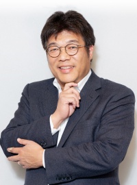藤野　英人（ふじの・ひでと）