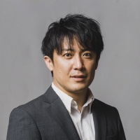 天羽　健介（あもう・けんすけ）